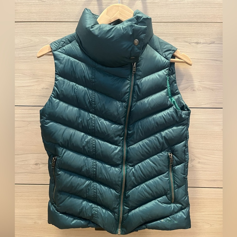 Women’s Northern Green Patagonia Down Puffer Vest | Size S